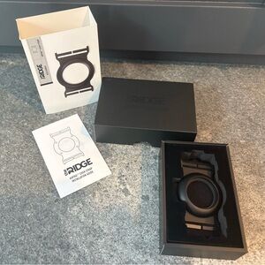 The Ridge AirTag Cash Strap